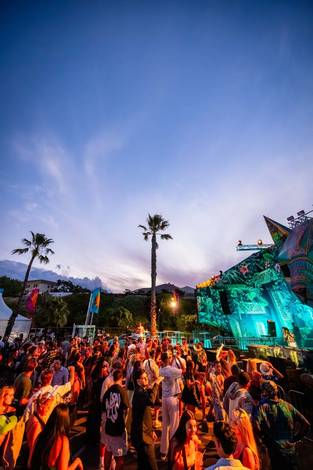 Crowd at the main stage at dusk